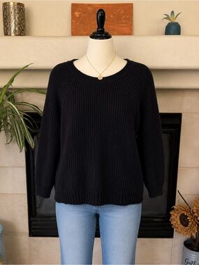 Lulu's Black Ribbed Crew Neck Sweater
